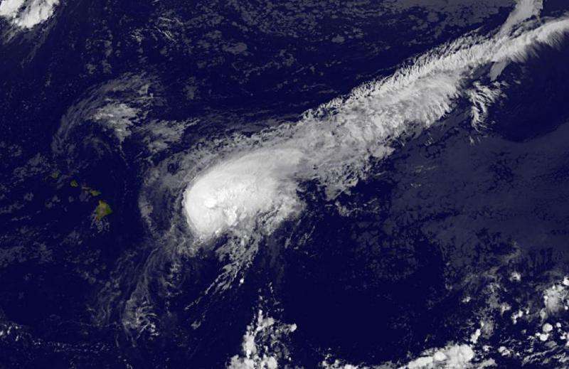 Satellite sees Tropical Storm Guillermo nearing Hawaii