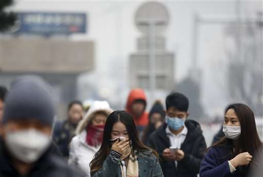 Beijingers react to smog: 'This is life' and 'like a dream'