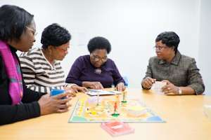 Bid to cut childbirth mortality with game for African midwives