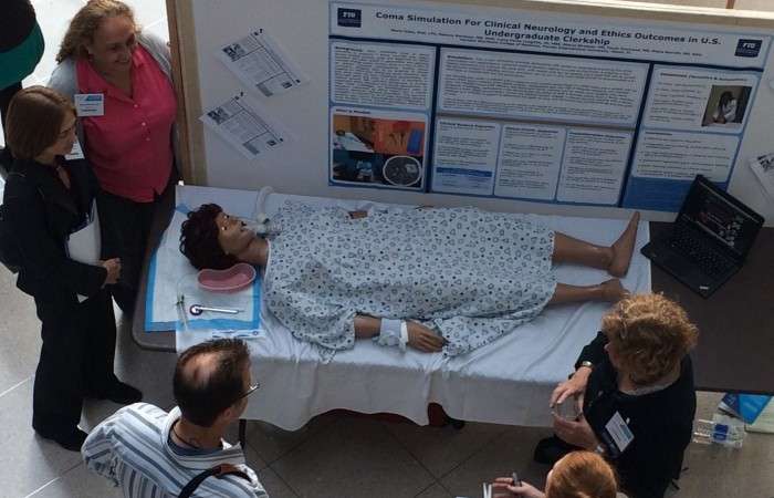 Brain death simulation teaches med students clinical, communications and ethical skills