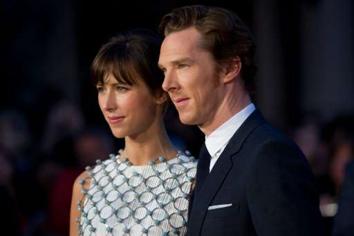 British actor Benedict Cumberbatch (R), pictured with wife Sophie Hunter (L) in London on October 11, 2015, was among the entert