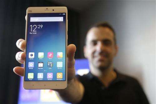Chinese mobile sensation dips toes in US with accessories