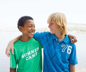 Close friendships in adolescence predict health in adulthood