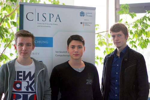 Cybersecurity students from Saarland University discover security gaps in 39,890 online databases