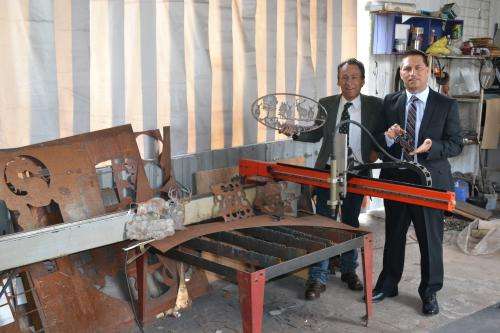 Entrepreneurs design automated cutting equipment applicable to various industries