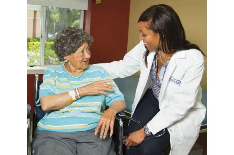 FAU develops guide on hospital transfers for nursing home residents and their families