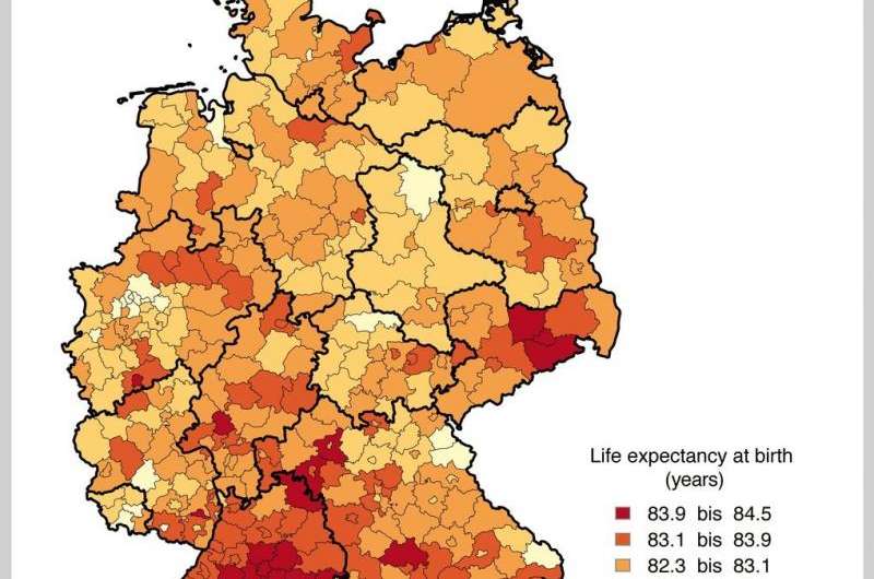 Germany: East-west divide in life expectancy almost overcome