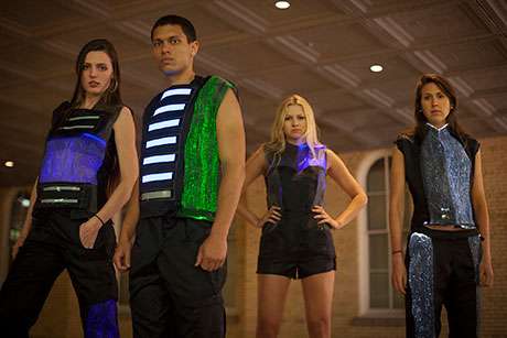 Lighted clothing that flashes to beat of music will hit runway
