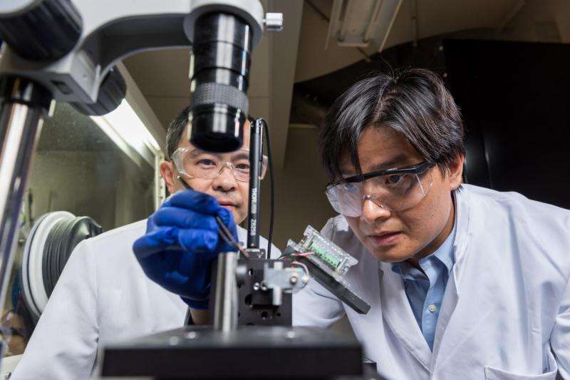 Nano-mechanical study offers new assessment of silicon for next-gen batteries