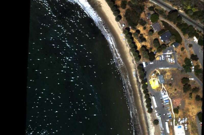 NASA maps beach tar from California oil pipeline spill