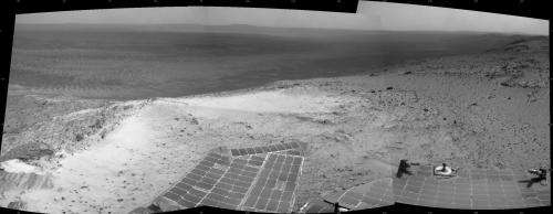 NASA Mars rover Opportunity climbs to high point on rim