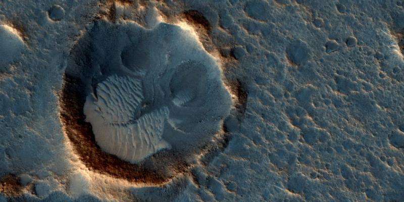 NASA orbiter views sites of fiction film's Mars landings