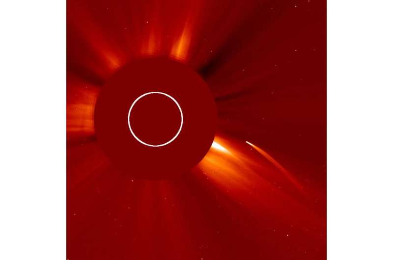 Nearing 3000 comets: SOHO solar observatory greatest comet hunter of all time