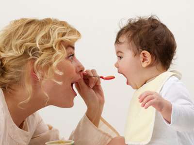 父母需要更多的指导来防止幼儿暴饮暴食