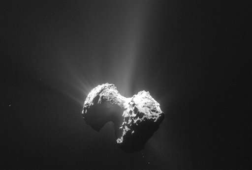 Philae probe finds evidence that comets can be cosmic labs