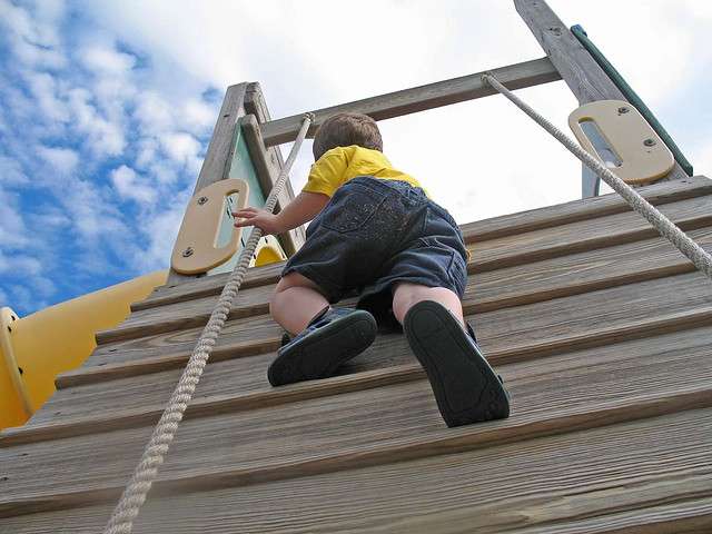 Risky outdoor play positively impacts children’s health, says study