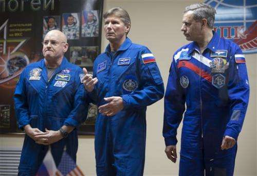 Russian, American ready for a year in space
