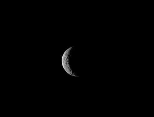 Scientists hope to learn more about dwarf planet Ceres when space probe Dawn moves in closer, starting in October and into Decem
