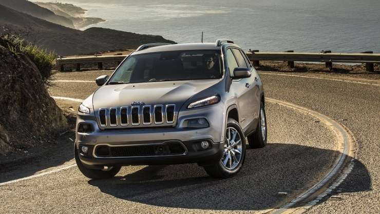 Security experts demonstrate ability to remotely crash a Jeep Cherokee