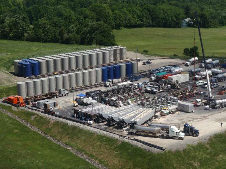 Shallow fracking raises questions for water, new research shows