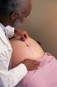 Sleeping on back in pregnancy tied to stillbirth risk in study