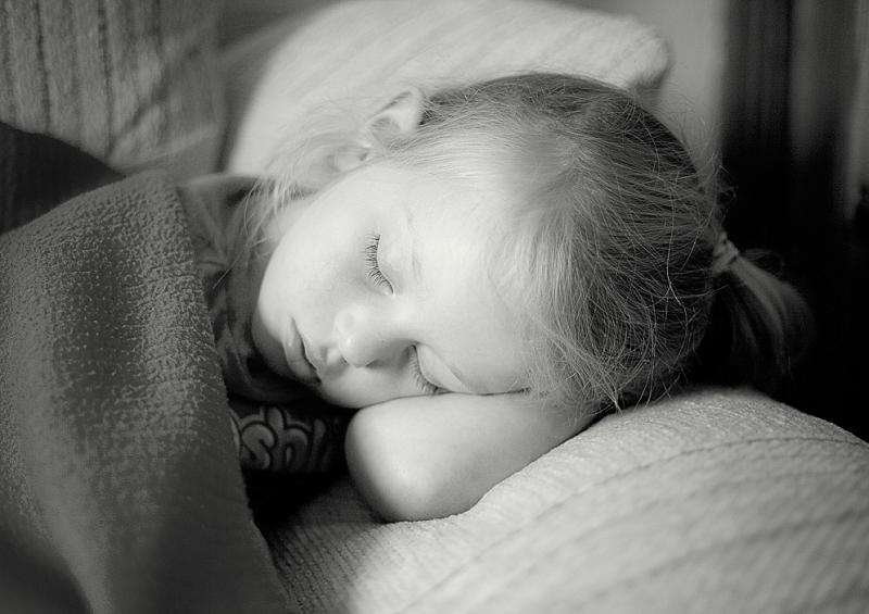 Sleep quality influences the cognitive performance of autistic and neurotypical children