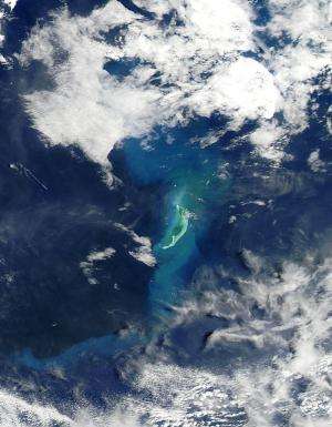 The once-powerful Tropical Cyclone Bansi stirred up ocean sediment