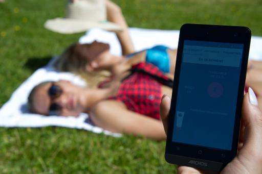 The &quot;connected&quot; bikini sends a &quot;sun screen alert&quot; to the user's phone when it is calculated that more sun cr
