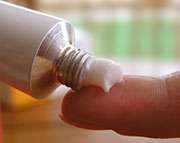 Three-drug combo cream effective for melasma