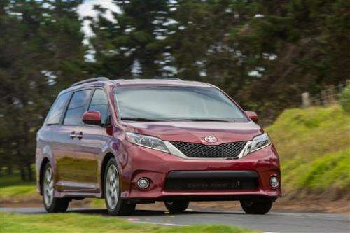 Toyota's 2015 Sienna climbs to best-selling van