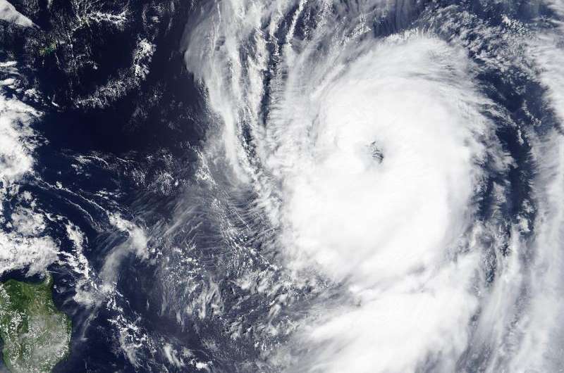 Typhoon Dujuan gives NASA an eye-opening performance