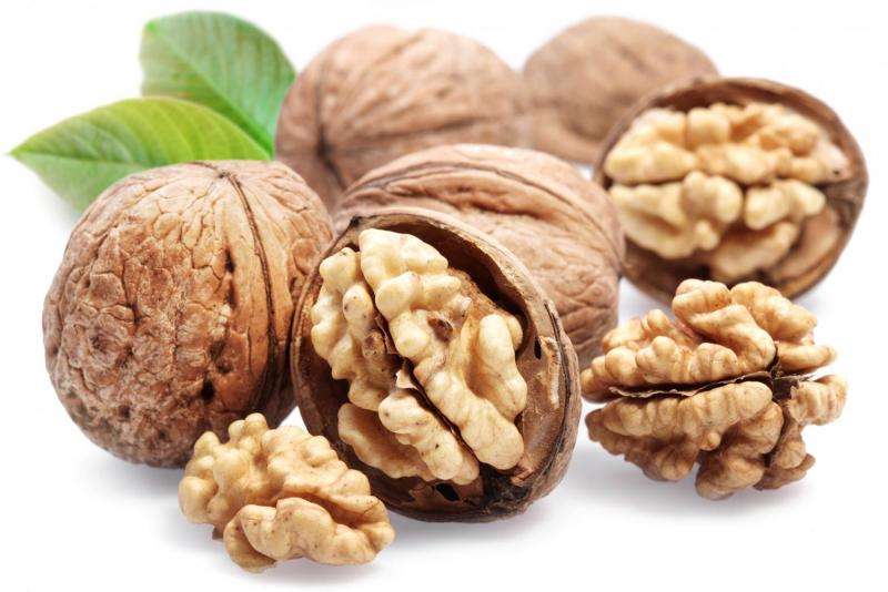 USDA takes a fresh look at the calorie content of walnuts