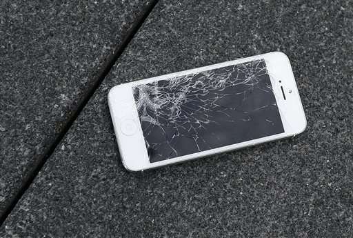 Why phones break: Screens get stronger, yet we demand more