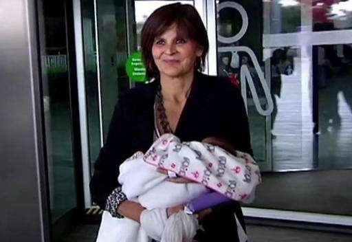62-year-old woman in Spain gives birth to third child