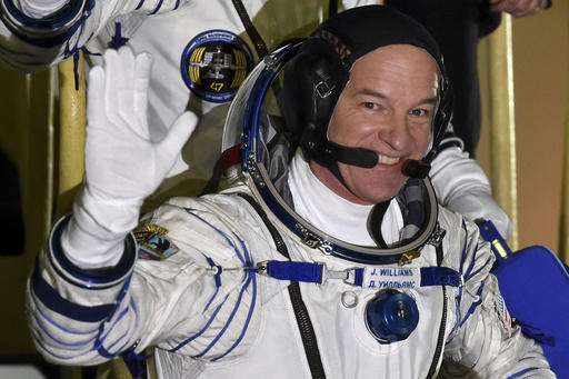 Astronaut breaks US record: 521 days in space and counting