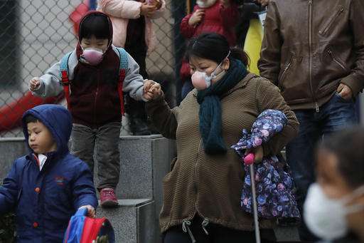 Bad smog ahead: Beijing tells students to stay indoors