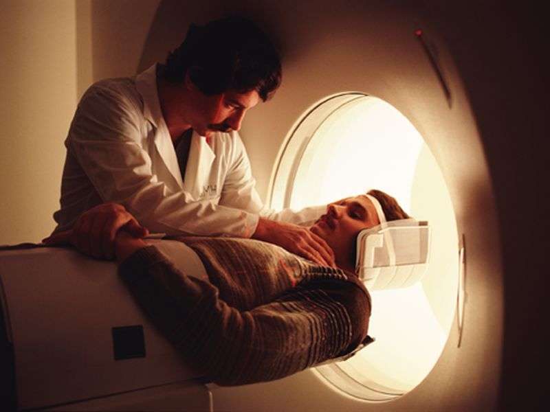 Doctors should bone up on CT scan cancer risks