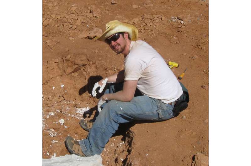 Fossil dog represents a new species, paleontology grad student finds