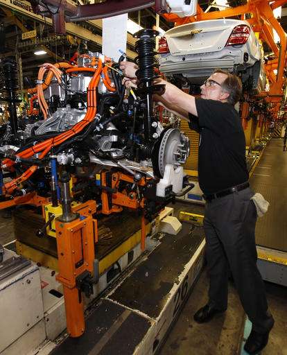 GM starts producing 200-mile electric Chevrolet Bolt