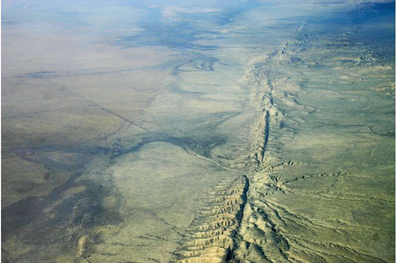 New analysis reveals large-scale motion around San Andreas Fault System