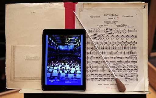 Tech at the symphony: Boston orchestra loaning patrons iPads