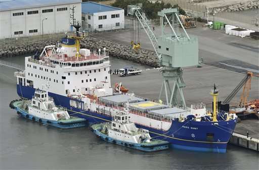 Two British ships arrive in Japan to carry plutonium to US