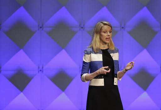 Yahoo CEO tries to reassure mobile partners amid turmoil