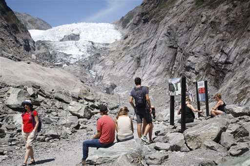 Rapid melt of New Zealand glaciers ends hikes onto them