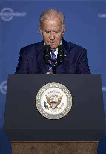 Biden threatens funding cut if cancer trials conceal results (Update)