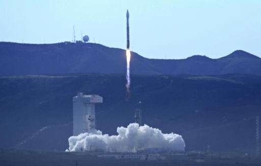 High-res commercial satellite launches from California coast