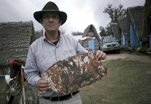 MH370 wreckage hunter won't give up until mystery solved