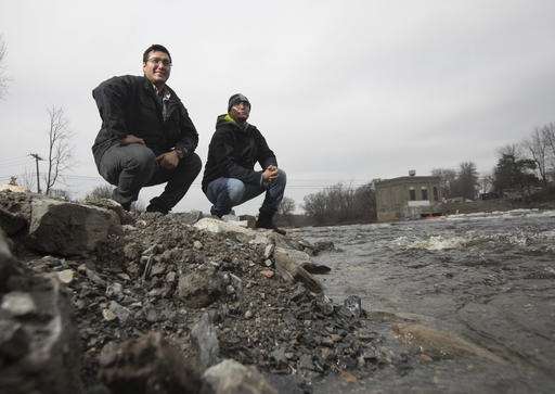 Mohawks become first tribe to take down a federal dam