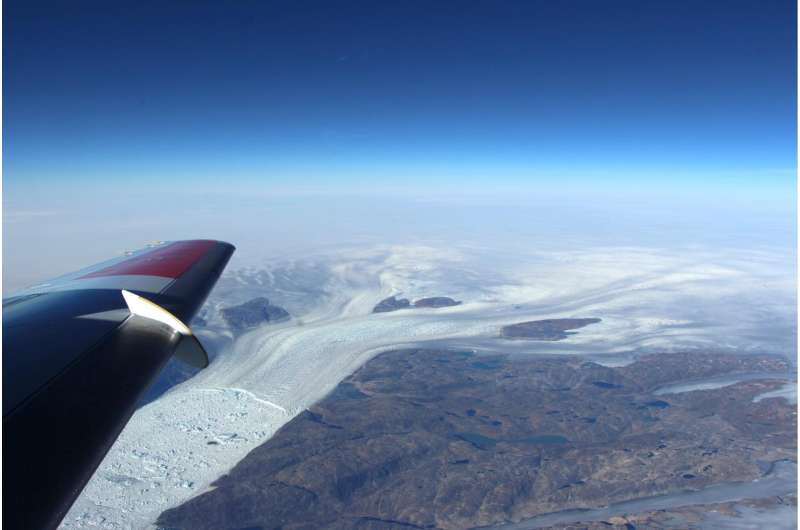 NASA science flights study effect of summer melt on Greenland ice sheet