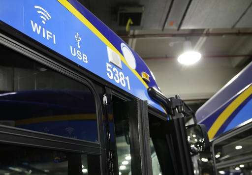 New NYC buses have Wi-Fi but no tech to avoid those on foot